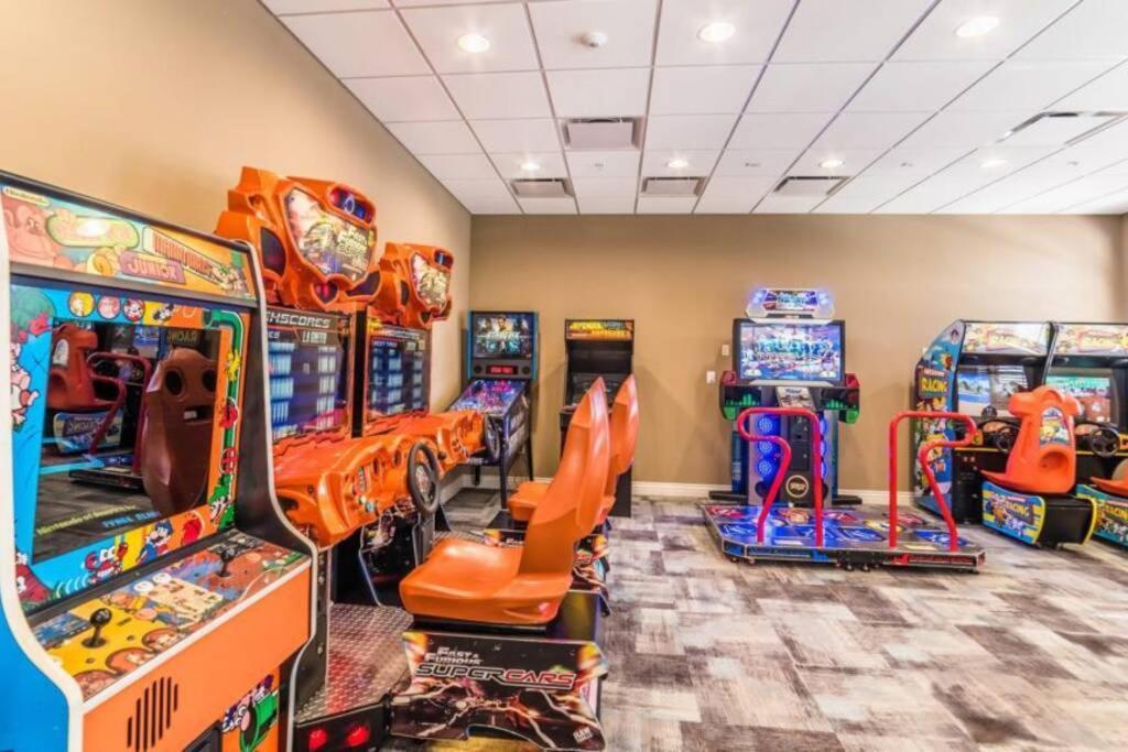 Stylish Cozy Family Getaway With Private Pool And Lake View Kissimmee Bagian luar foto