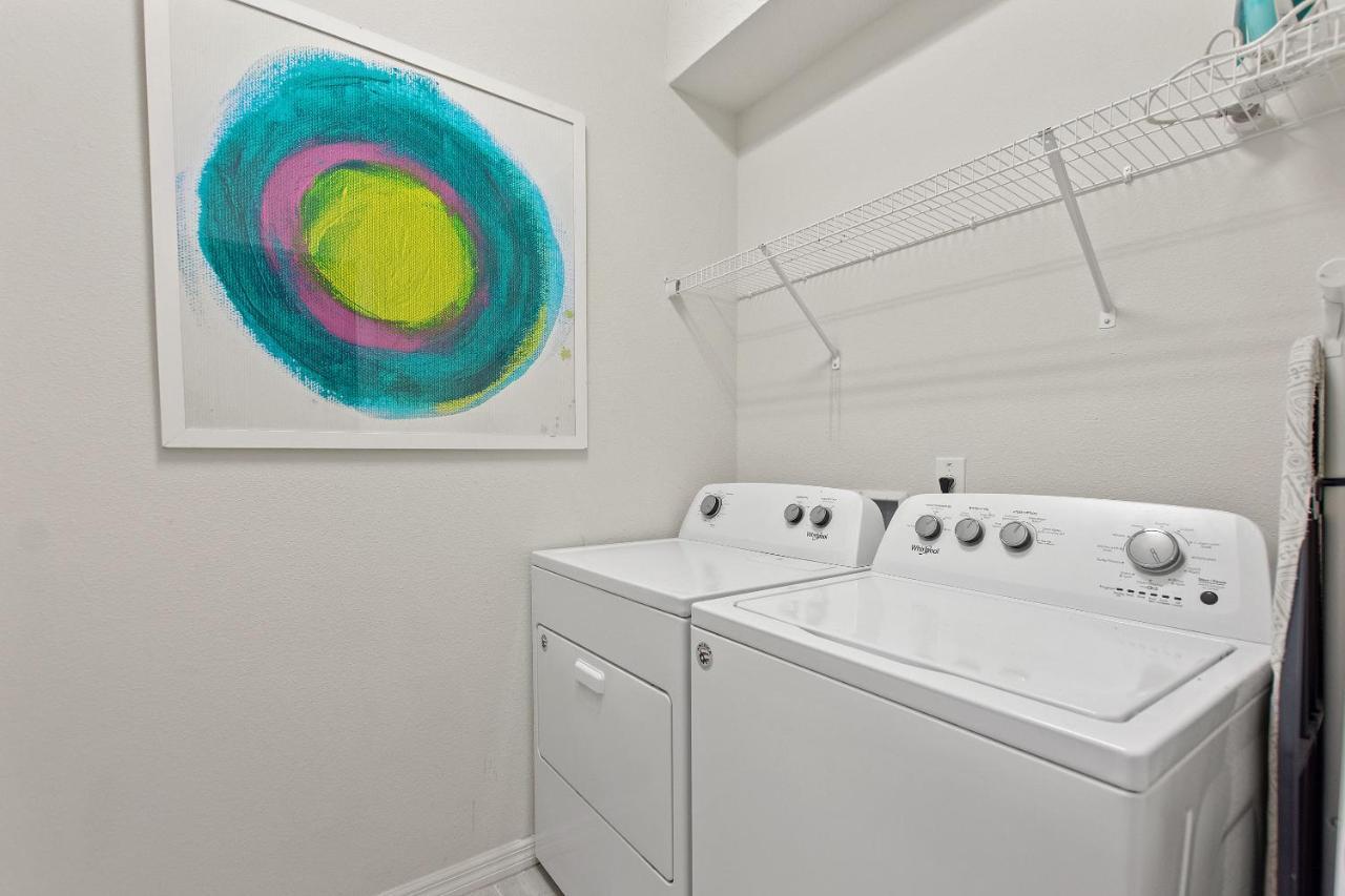 Stylish Cozy Family Getaway With Private Pool And Lake View Kissimmee Bagian luar foto