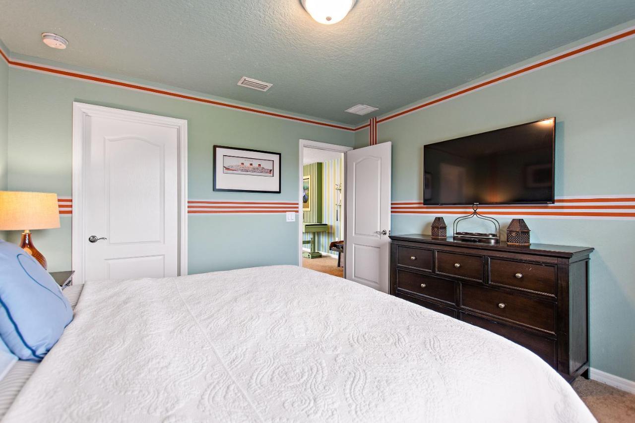 Stylish Cozy Family Getaway With Private Pool And Lake View Kissimmee Bagian luar foto