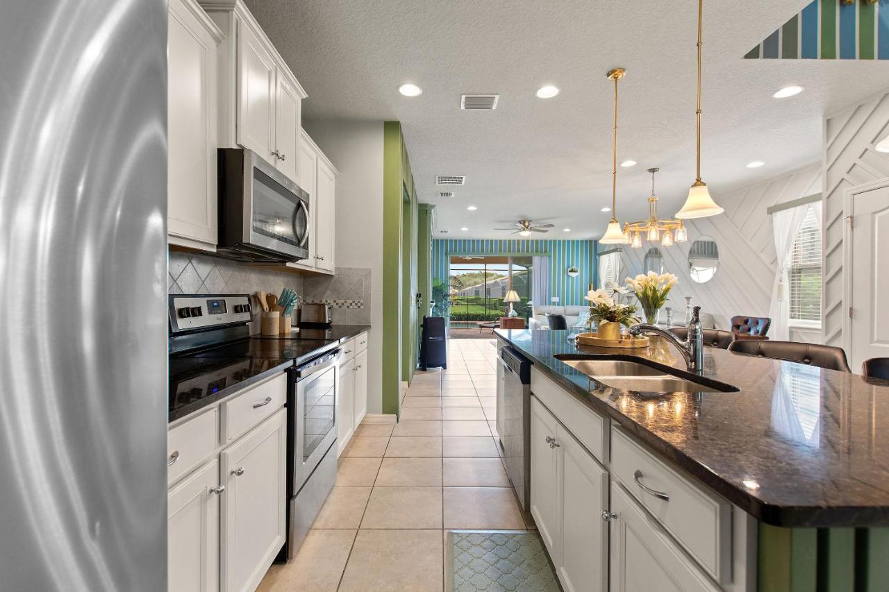 Stylish Cozy Family Getaway With Private Pool And Lake View Kissimmee Bagian luar foto